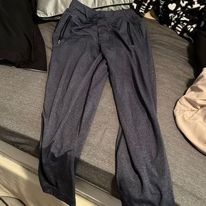 Mens perfect condition lulu sweatpants